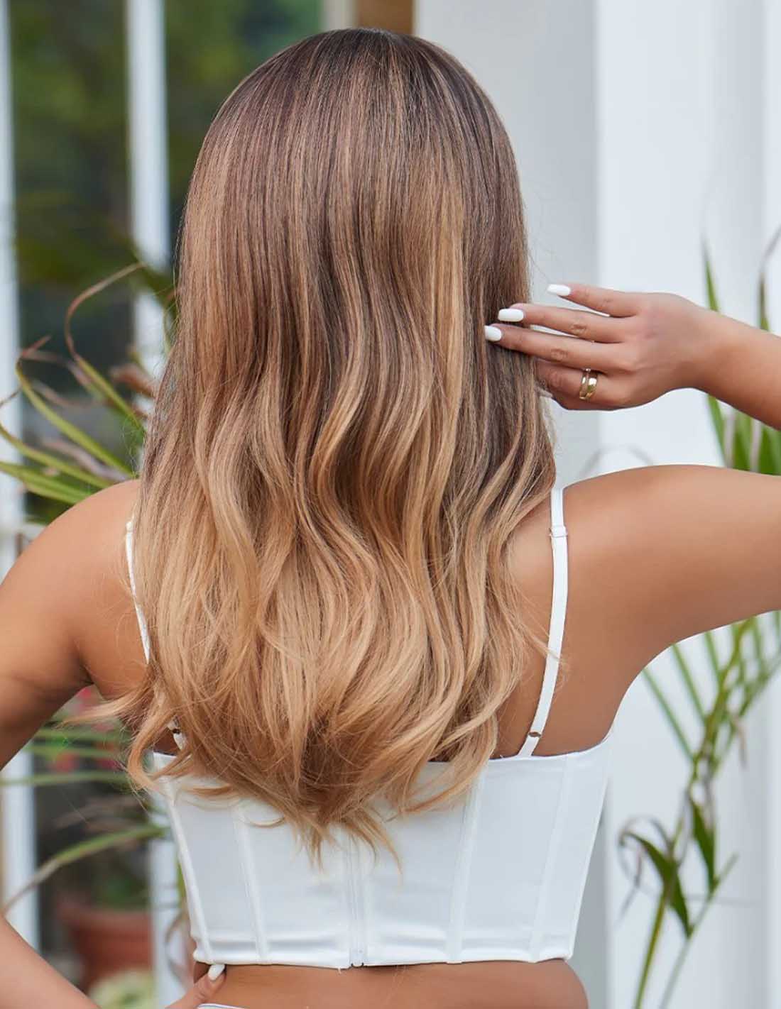 Peruca Par Sintetic NORIKA  Balayage Saten Mediu/Blond Nisipiu